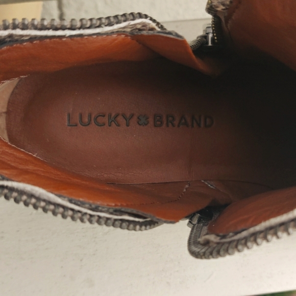 Lucky Brand - Picture 2 of 2